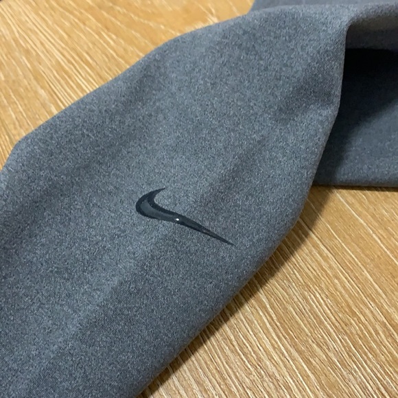 Dry fit Legging - Picture 2 of 3